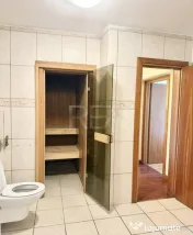 Duplex ultracentral, 122mp, bloc 1993, CENTRALA+SAUNA-Piata 