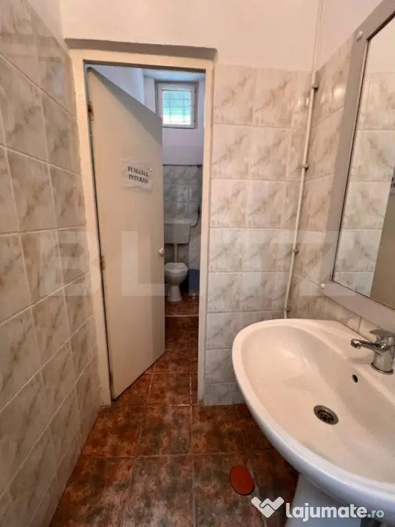 Spatiu comercial central 231 mp