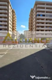 METROU APARATORII PATRIEI - STUDIO GATA DE MUTAT