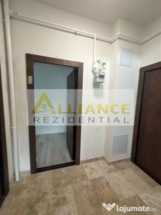 Apartament 3 camere de vanzare | Loc de parcare inclus | ...