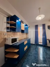 Apartament 3 camere, 66 mp, 2 locuri de parcare, zona Calea