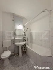 Apartament 3 camere, 66 mp, 2 locuri de parcare, zona Calea