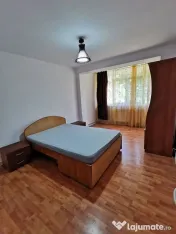 De inchiriat apartament 3 camere, parter, zona Constructo...