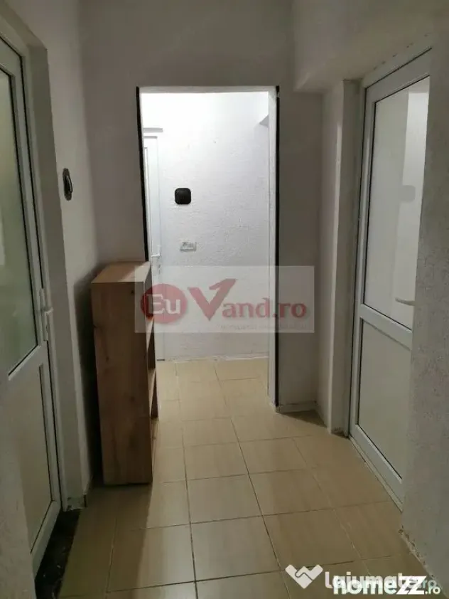 De inchiriat apartament 3 camere, parter, zona Constructorilor, 400 Euro - Galati (Galati)