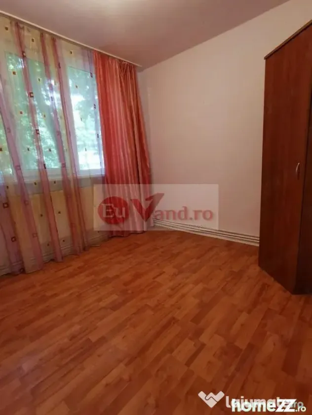 De inchiriat apartament 3 camere, parter, zona Constructorilor, 400 Euro - Galati (Galati)