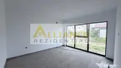 Casa Individuala - 3 camere - 1 baie - 250mp teren 