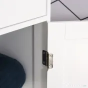 Dulap de depozitare multifuncțional Kleankin cu uși și rafturi – Alb, pentru baie, bucătărie, living sau birou 