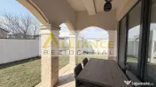 Duplex - 5 camere - 3 bai - 304 mp teren la intrare in co... 