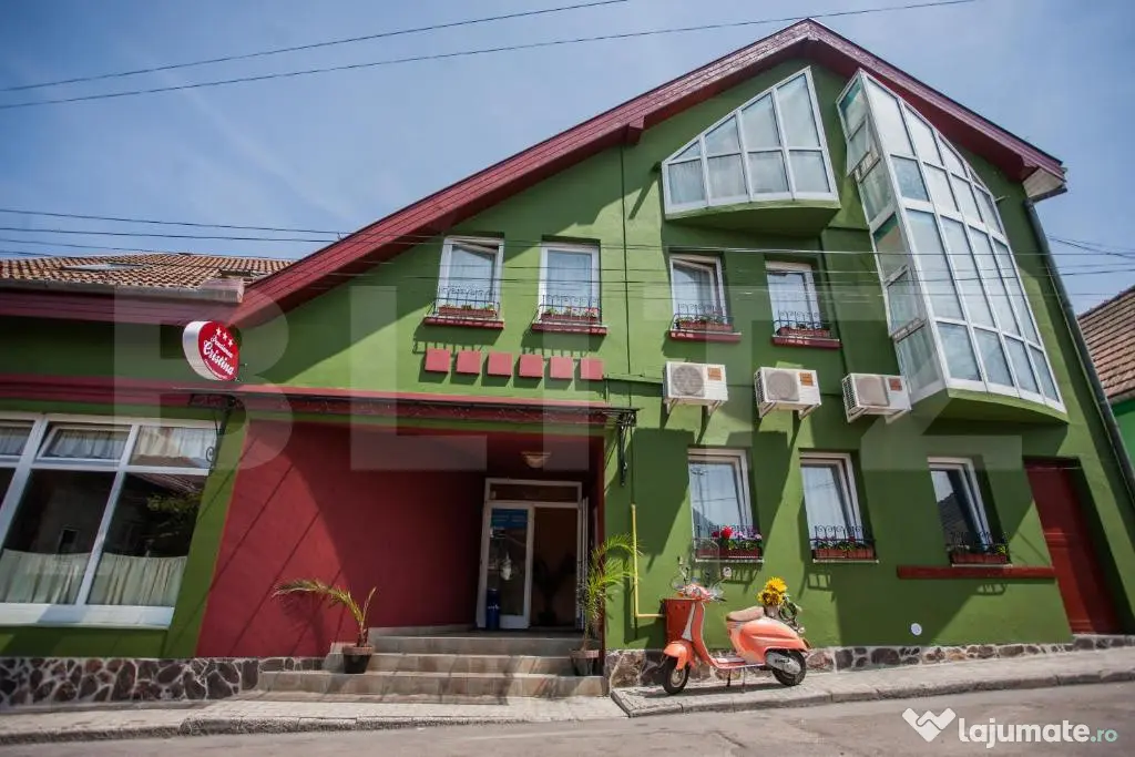 Pensiune 8 camere si Restaurant de vanzare Targu MUres