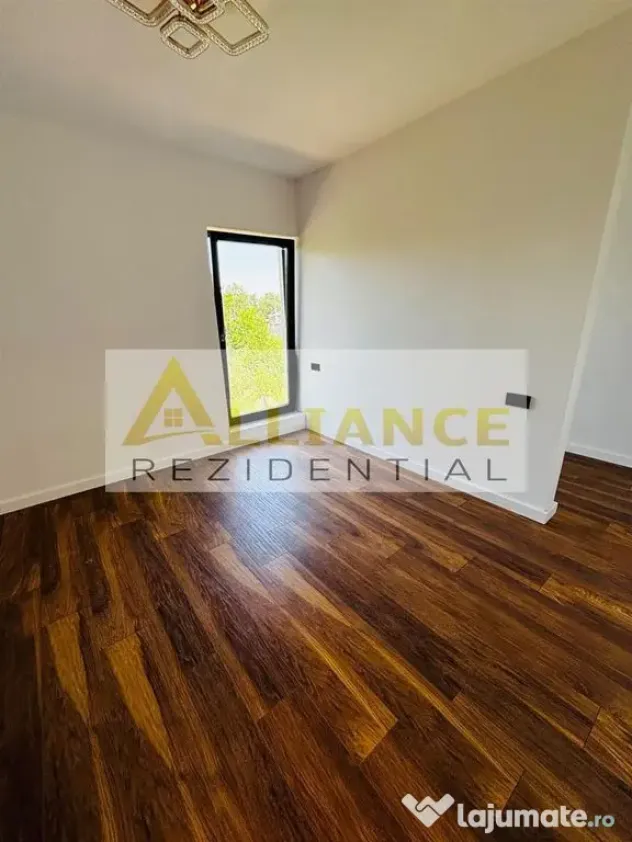 Casa individuală 4 camere - 3 băi teren 300 mp !