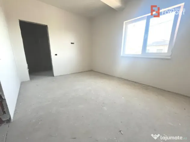 COMISION 0 % Duplex parter 4 camere, despartit prin camera t