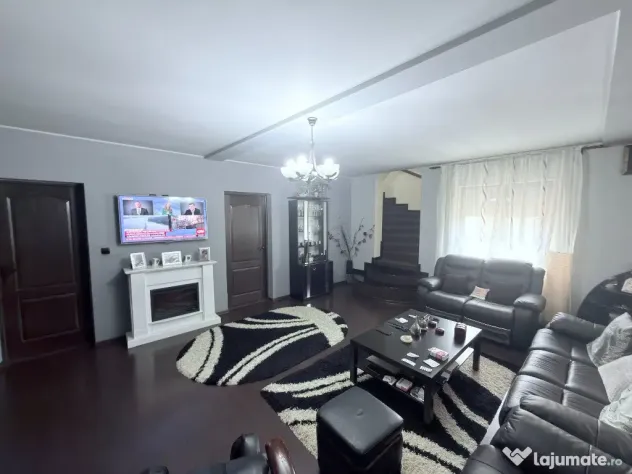 Casa cu etaj in Catamaresti Deal