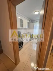 Apartament cu 2 camere decomandat de vanzare – Strada S... 