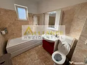 Apartament cu 2 camere decomandat de vanzare – Strada S... 