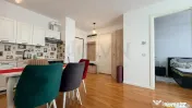 Studio dublu I vedere gradina interioara 