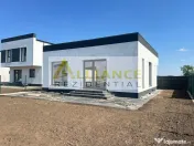 Casa individuala - 4 camere - 2 bai - in ansamblu reziden...