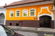 Casa pretabila: rezidential comercial servicii Central, F 
