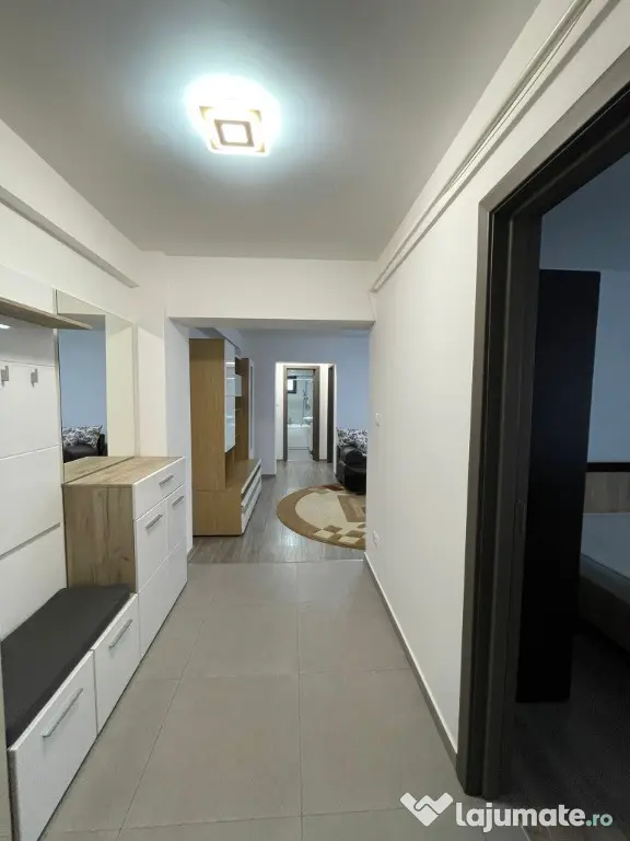 Apartament 3 camere BRD-Piata Mare cu parcare proprietate