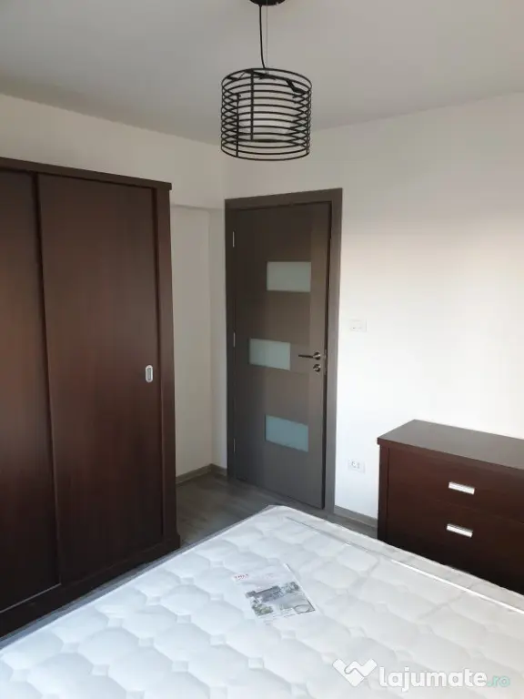 Apartament 3 camere BRD-Piata Mare cu parcare proprietate