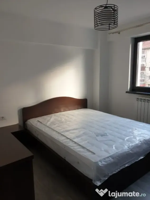 Apartament 3 camere BRD-Piata Mare cu parcare proprietate
