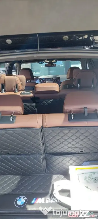 BMW X7 xDrive 40i|Model M Sport Pro 2025|7 locuri|7678 km|Negru Carbon metalizat