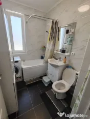 Apartament 3 camere, 57 mp ,zona Teilor