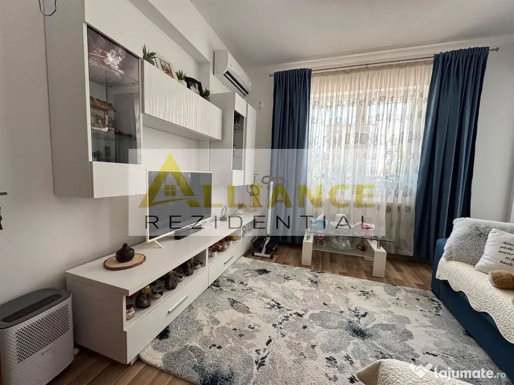 Ozana-Apartament 2 Camere-Mobilat-Parcare Inclusa