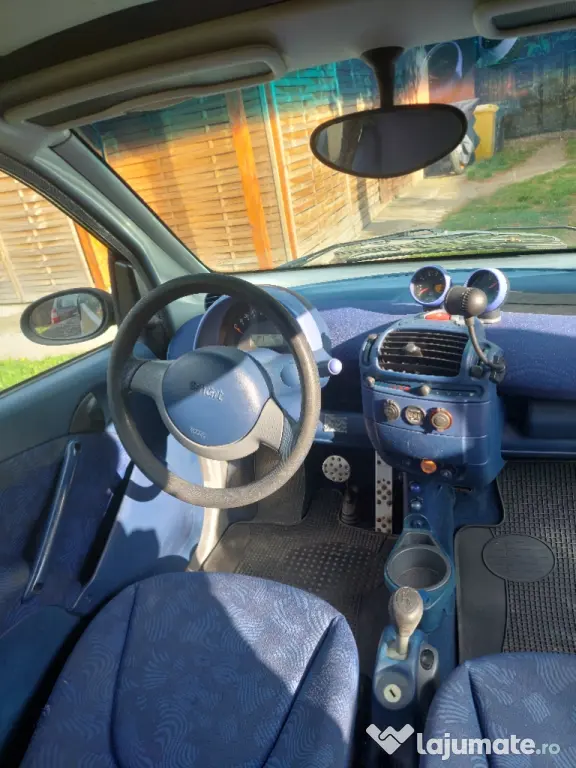 Vând smart fortwo cabrio