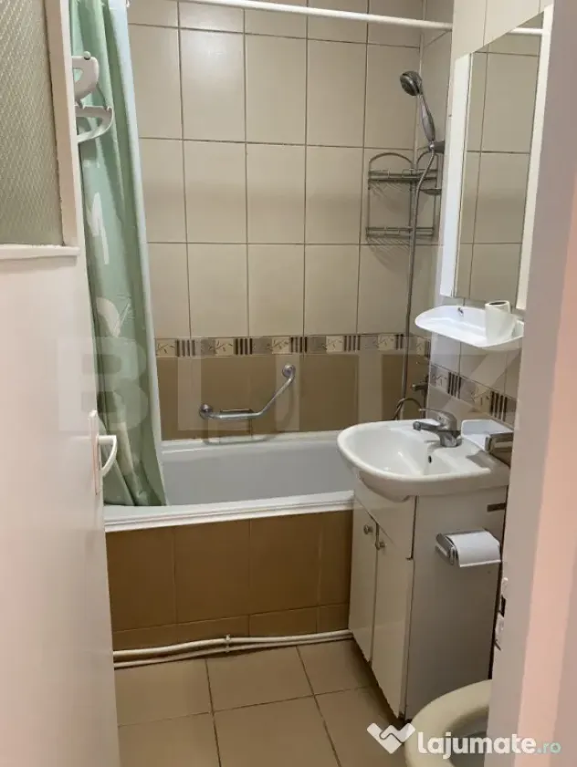 Apartament 2 camere, decomandat, cu parcare, Gheorgheni
