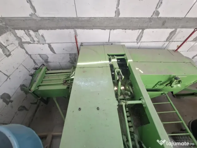 Balotieră marca Claas