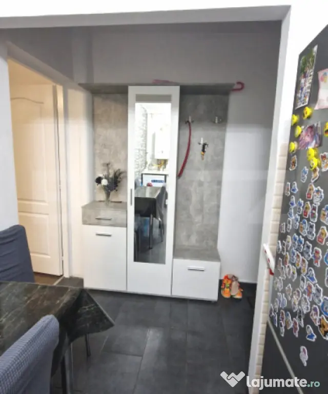 Apartament 2 camere, 42 mp, complet mobilat și utilat – E