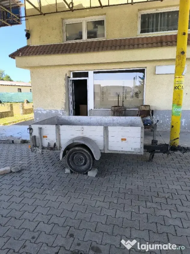 Remorca mașina