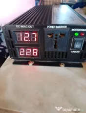 Vand invertor 12v-220v 