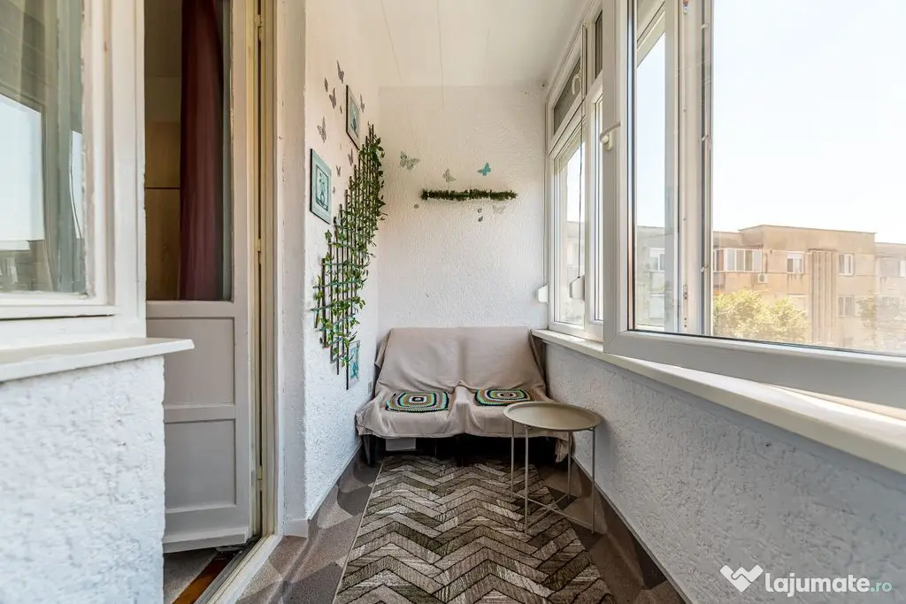 Apartament cu 1 cameră, balcon închis și boxă pe str....