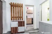 Apartament cu 1 cameră, balcon închis și boxă pe str....