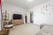 Apartament cu 1 cameră, balcon închis și boxă pe str....