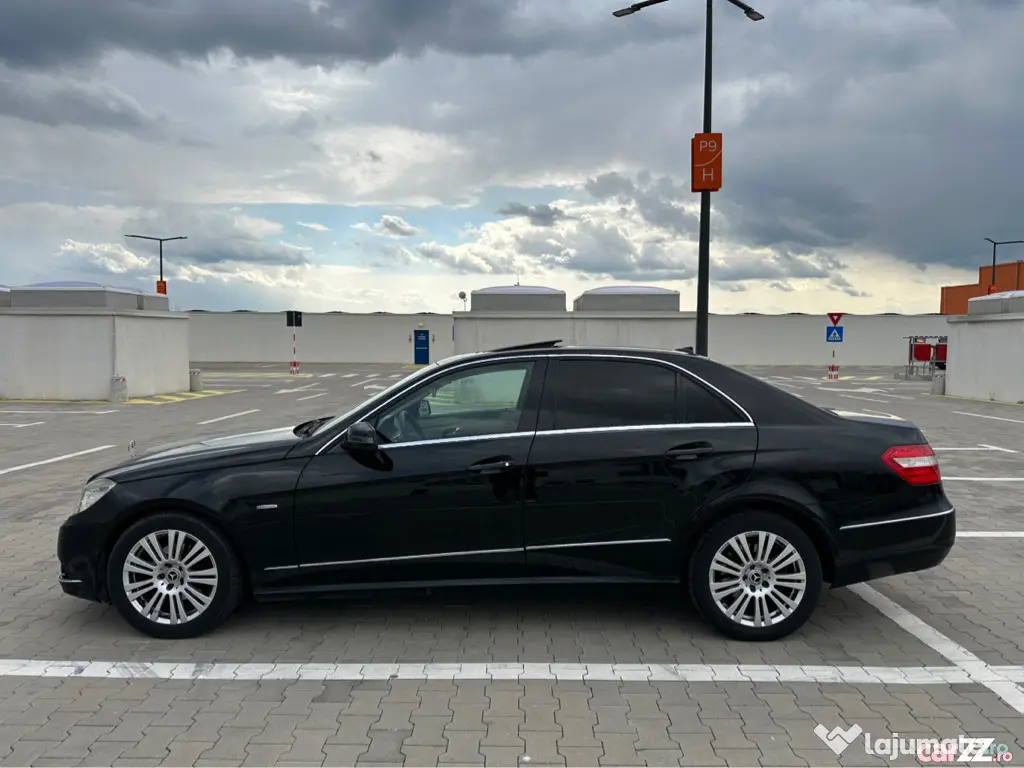Mercedes Benz E200