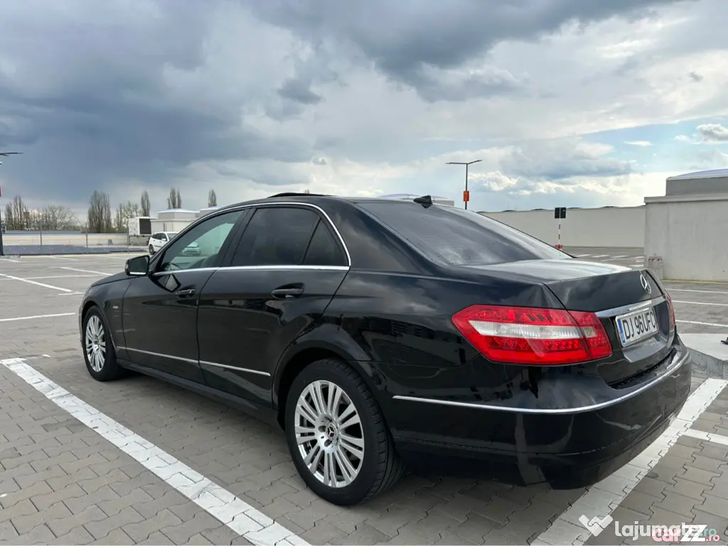 Mercedes Benz E200