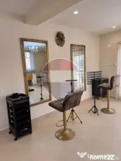 Post coafura/fruzerie/ manichiură/machiaj de închiriat,... 