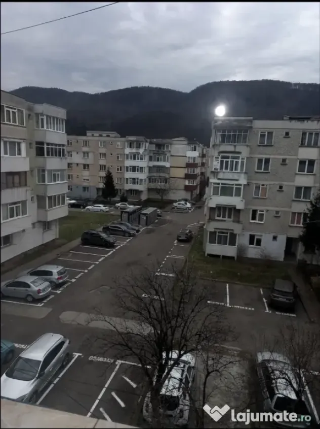 Garsoniera de inchiriat Precista Piatra Neamt