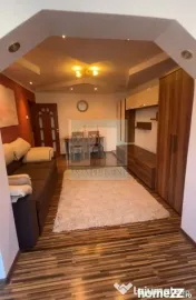 De închiriat apartament 3 camere/ zona Racadau