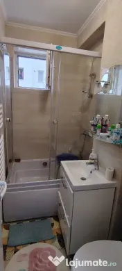 Apartament 2 camere complet renovat zona Scoala 7 