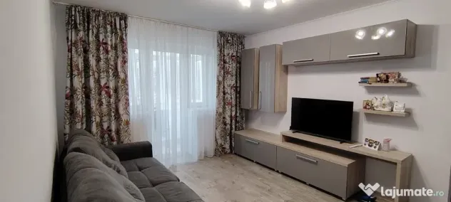 Apartament 2 camere complet renovat zona Scoala 7