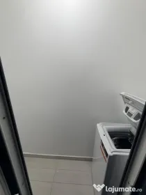 Muncii mieilor etaj 5 la metrou