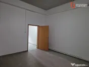 Spatiu comercial cu 16 incaperi - zona Mehala 