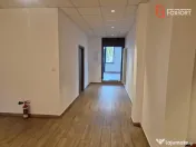 Spatiu comercial cu 16 incaperi - zona Mehala 