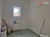 Spatiu comercial cu 16 incaperi - zona Mehala 