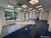 Spatiu comercial stradal, in Ploiesti, zona Malu Rosu. 