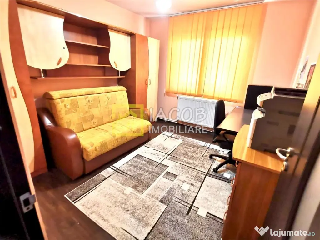 Apartament cu 3 camere decomandate, strada Alecu Russo Bacau