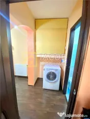 Apartament cu 3 camere decomandate, strada Alecu Russo Bacau 